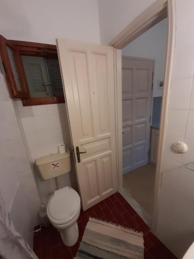 Aronda Apartments Дассия Экстерьер фото
