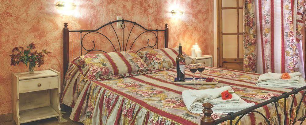 Aronda Apartments Дассия Экстерьер фото
